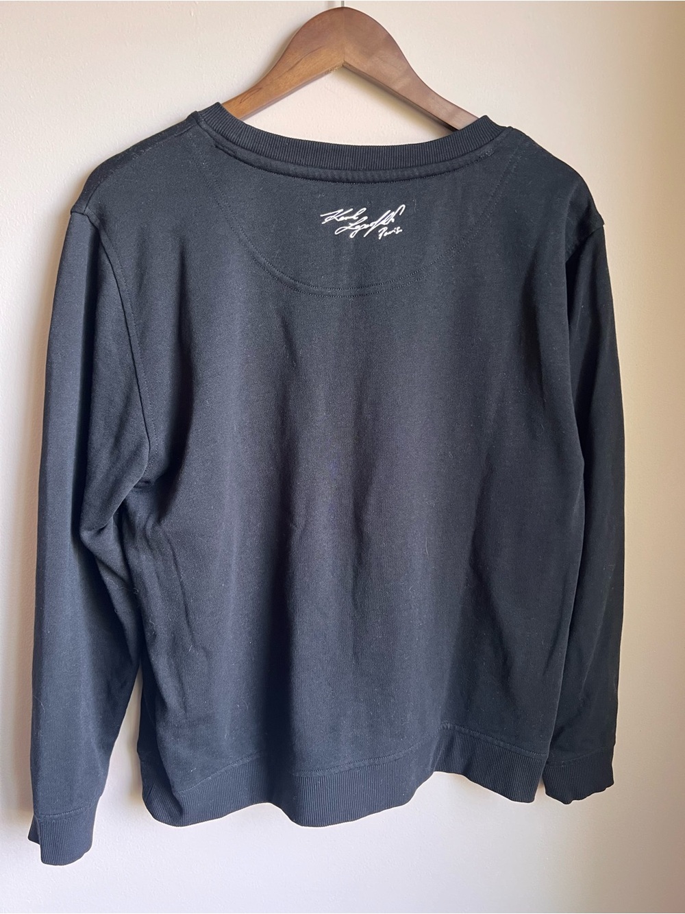Karl Lagerfeld Paris Embellished Rhinestone Graphic Sweatshirt Black Large Glam - Picture 8 of 13